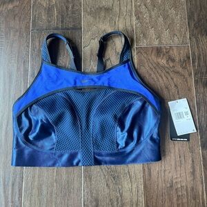 Nike training sports bra NWT